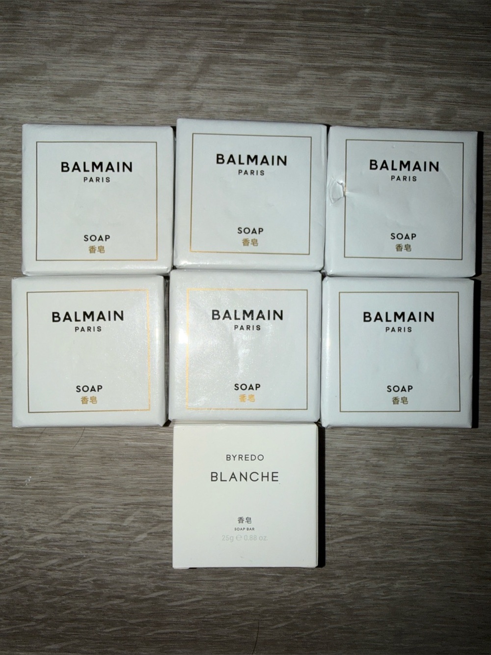 Balmain White Soap โ Luxury Bath Bar